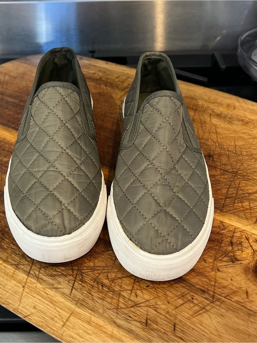 Jenn Ardor Quilted Diamond Slip On Casual Sneakers Olive Green Size 10